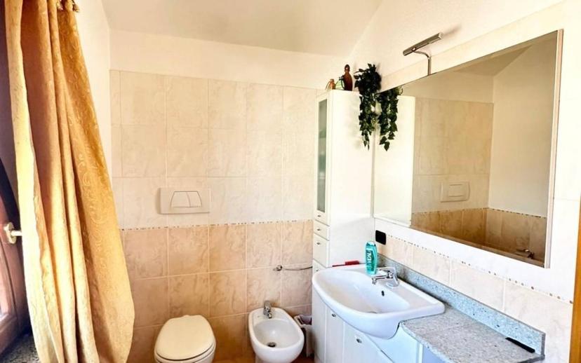 Quadrilocale quarto piano, Sant'Andrea, Novara — foto 4 di 28