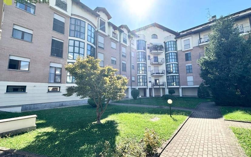Quadrilocale quarto piano, Sant'Andrea, Novara — foto 16 di 28