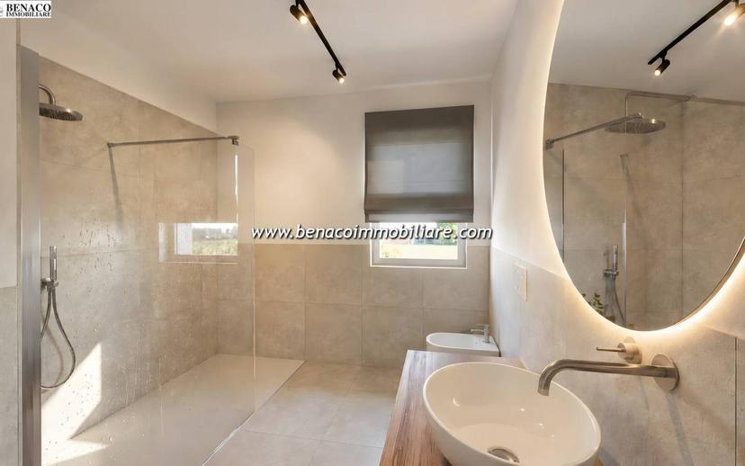 Villa a schiera via Amedeo Modigliani, Sandrà, Castelnuovo del Garda — foto 8 di 10