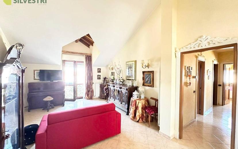 Quadrilocale quarto piano, Sant'Andrea, Novara — foto 10 di 28