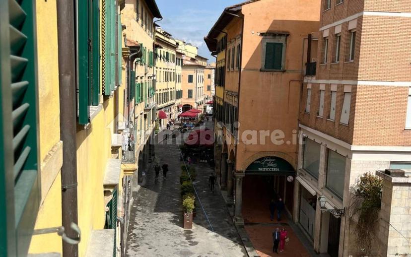 Stanza doppia Borgo Stretto 41, Pisa