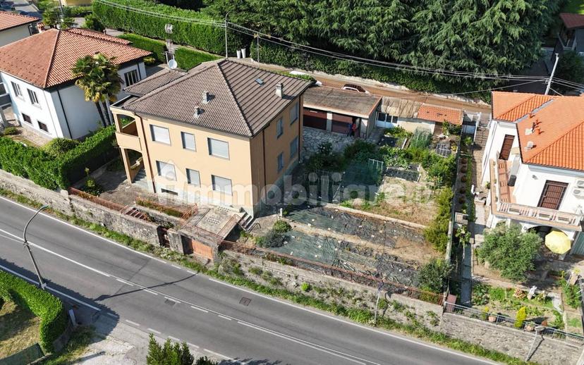 Villa bifamiliare via delle Rose 11, Centro, Besana in Brianza — foto 17 di 39
