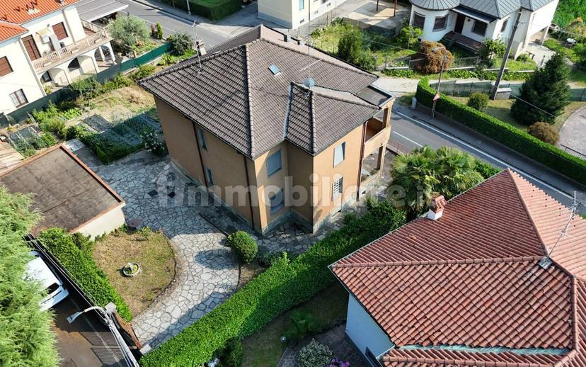 Villa bifamiliare via delle Rose 11, Centro, Besana in Brianza — foto 23 di 39