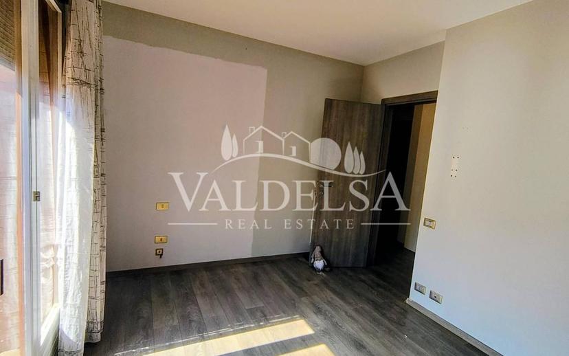 Trilocale via Aldo Moro,  53036, Centro, Poggibonsi — foto 12 di 17