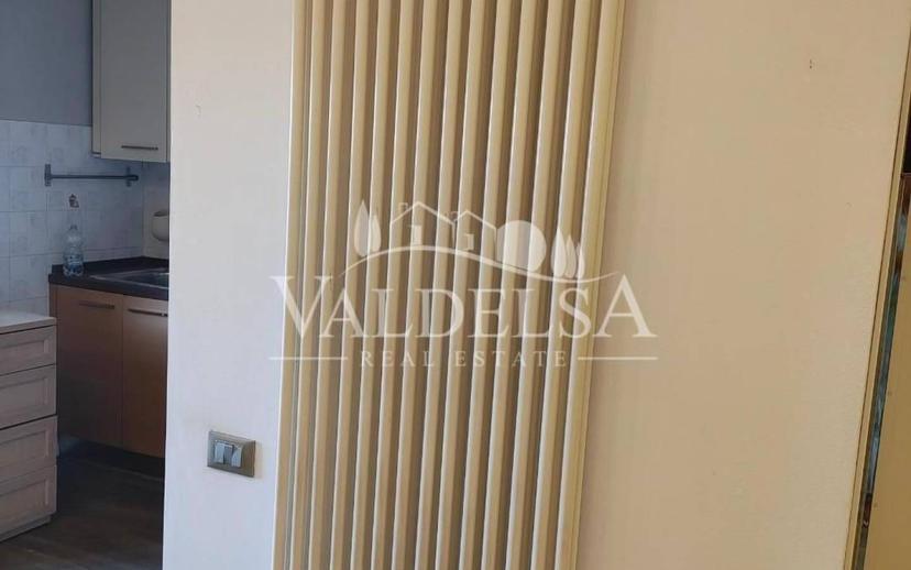 Trilocale via Aldo Moro,  53036, Centro, Poggibonsi — foto 3 di 17
