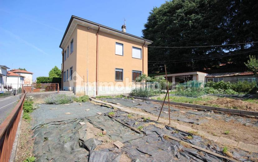 Villa bifamiliare via delle Rose 11, Centro, Besana in Brianza — foto 31 di 39
