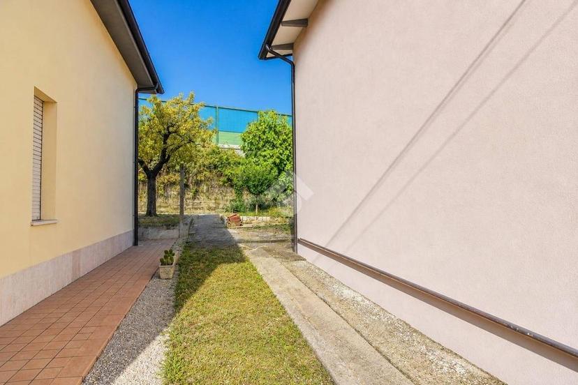 Terratetto unifamiliare via E. Fermi 27, Porto San Giorgio — foto 37 di 41