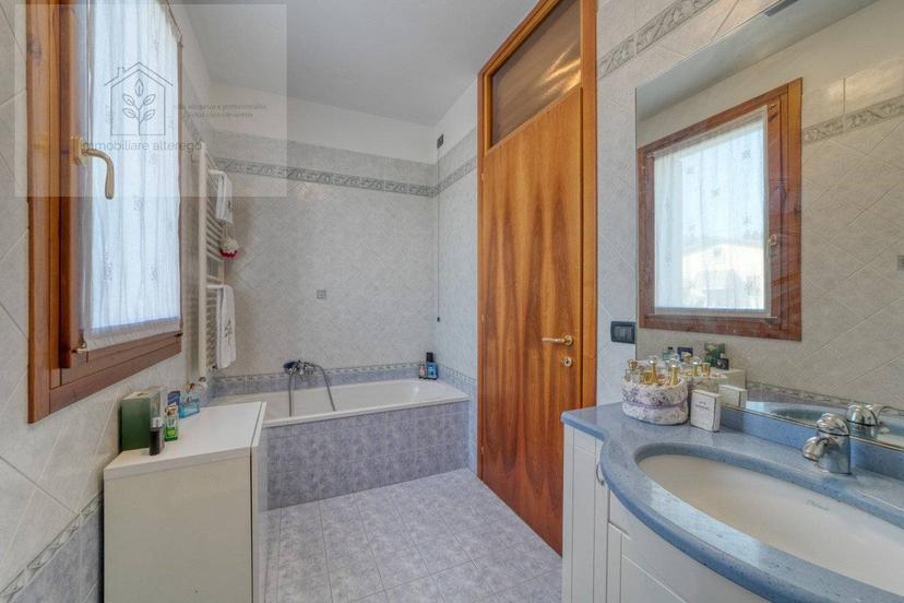 Villa plurifamiliare via Miazzo, Montecchia, Feriole, Selvazzano Dentro — foto 20 di 20