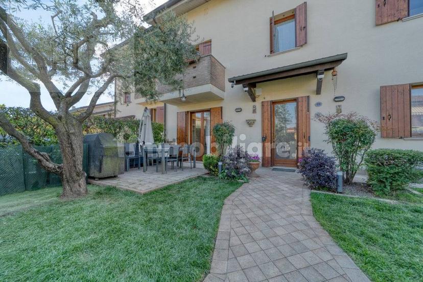 Villa plurifamiliare via Miazzo, Montecchia, Feriole, Selvazzano Dentro — foto 8 di 20
