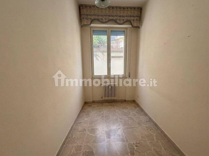 Quadrilocale via Giotto 3, Centro, Canosa di Puglia — foto 13 di 13