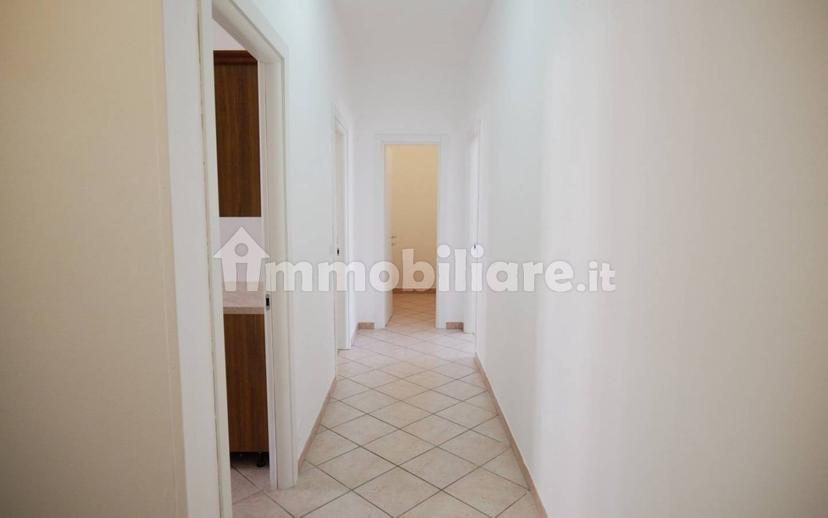 Trilocale via Eugenio Bona 8, Centro Storico, Biella — foto 15 di 29