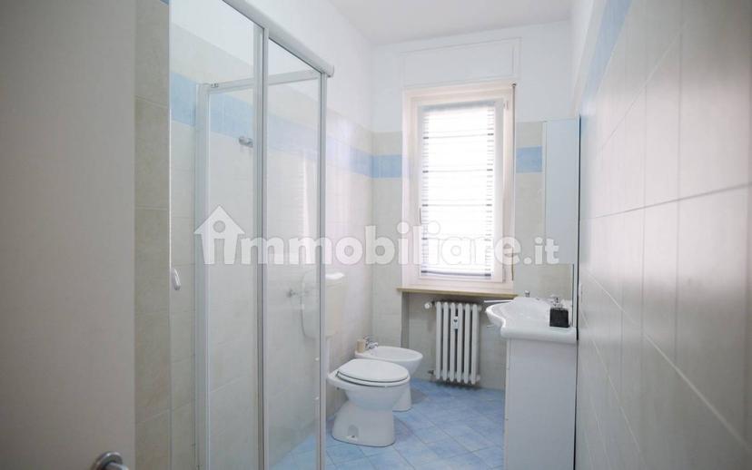 Trilocale via Eugenio Bona 8, Centro Storico, Biella — foto 4 di 29