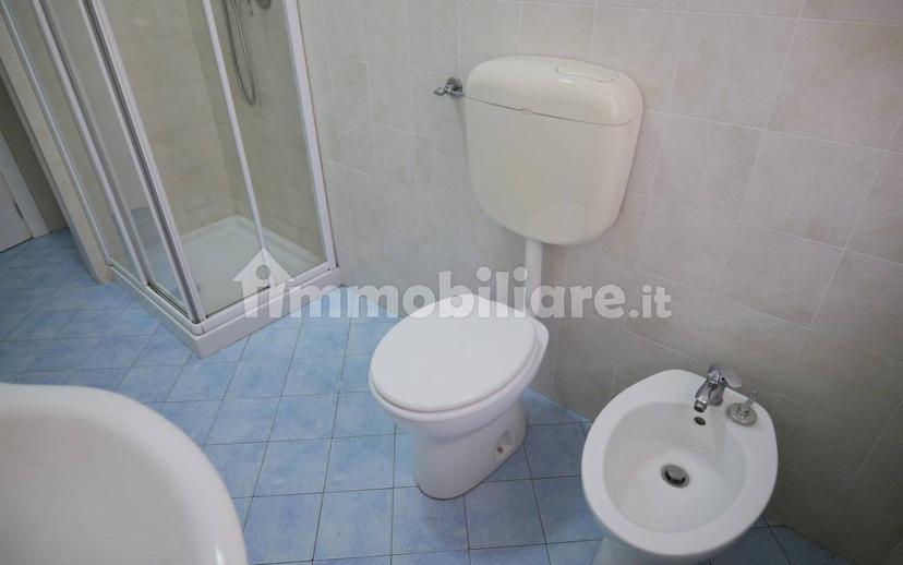 Trilocale via Eugenio Bona 8, Centro Storico, Biella — foto 9 di 29