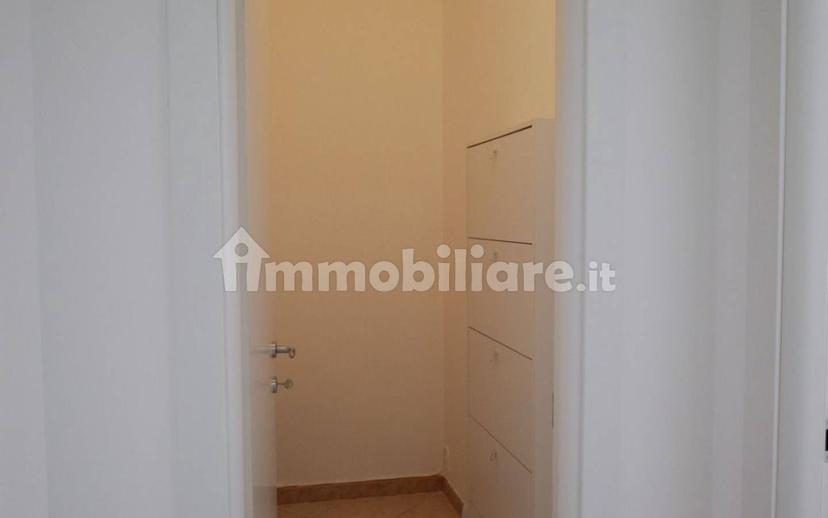 Trilocale via Eugenio Bona 8, Centro Storico, Biella — foto 16 di 29
