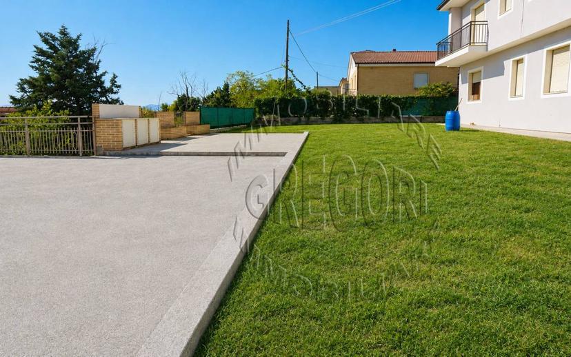 Villa unifamiliare via Gentile da Montefiore 96, Centro, Montefiore dell'Aso — foto 34 di 51