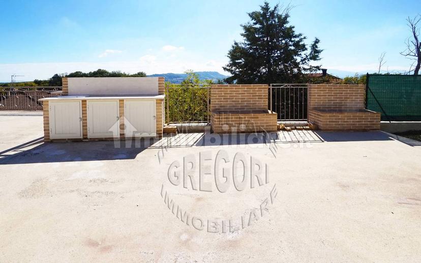 Villa unifamiliare via Gentile da Montefiore 96, Centro, Montefiore dell'Aso — foto 38 di 51