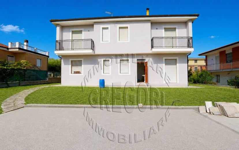 Villa unifamiliare via Gentile da Montefiore 96, Centro, Montefiore dell'Aso — foto 29 di 51