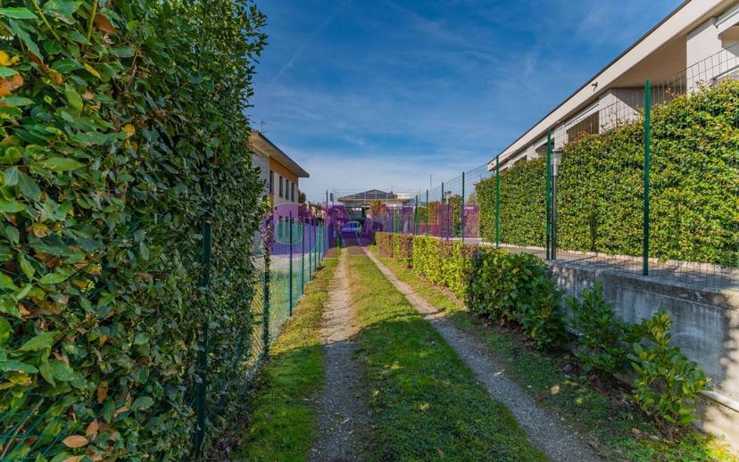 Villa unifamiliare via Ticino, 63, Centro, Gavirate — foto 5 di 64