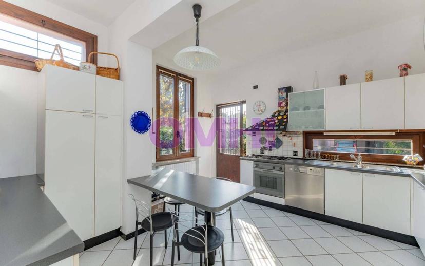 Villa unifamiliare via Ticino, 63, Centro, Gavirate — foto 37 di 64