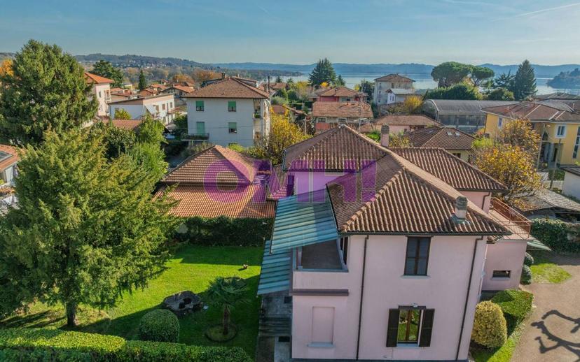 Villa unifamiliare via Ticino, 63, Centro, Gavirate — foto 2 di 64