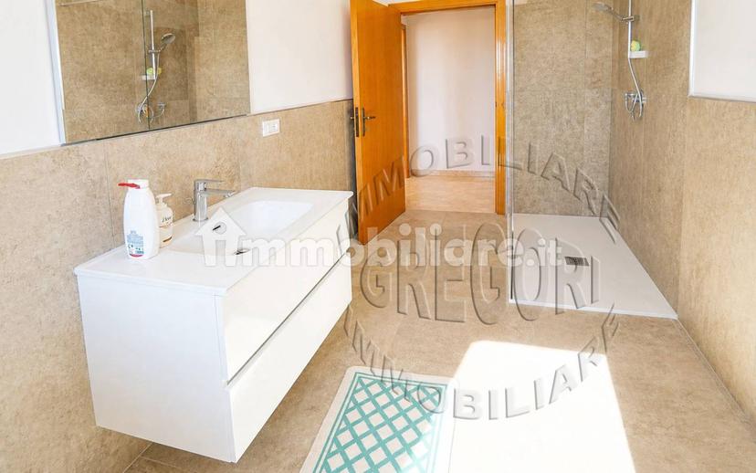Villa unifamiliare via Gentile da Montefiore 96, Centro, Montefiore dell'Aso — foto 23 di 51