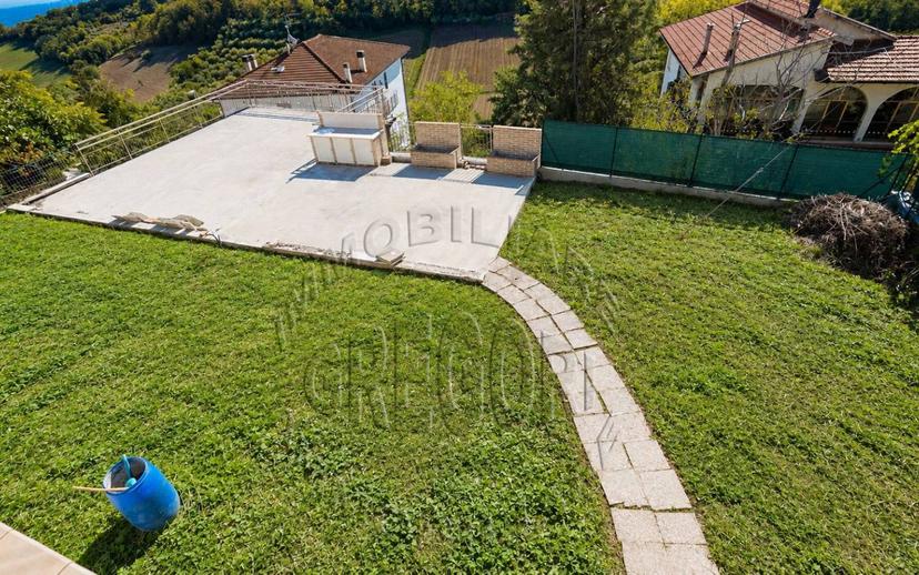 Villa unifamiliare via Gentile da Montefiore 96, Centro, Montefiore dell'Aso — foto 28 di 51