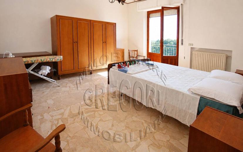 Villa unifamiliare via Gentile da Montefiore 96, Centro, Montefiore dell'Aso — foto 5 di 51