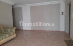 Trilocale via Giuseppe Lo Bue 12, Centro, Bagheria