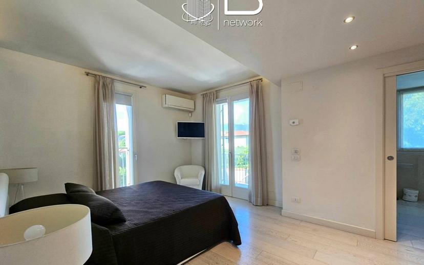 Villa bifamiliare via Piave 102, Centro, Forte dei Marmi — foto 13 di 66