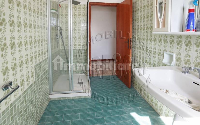 Villa unifamiliare via Gentile da Montefiore 96, Centro, Montefiore dell'Aso — foto 25 di 51