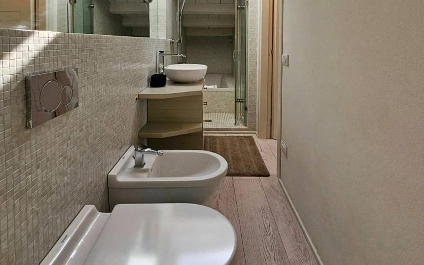 Villa bifamiliare via Piave 102, Centro, Forte dei Marmi — foto 5 di 66