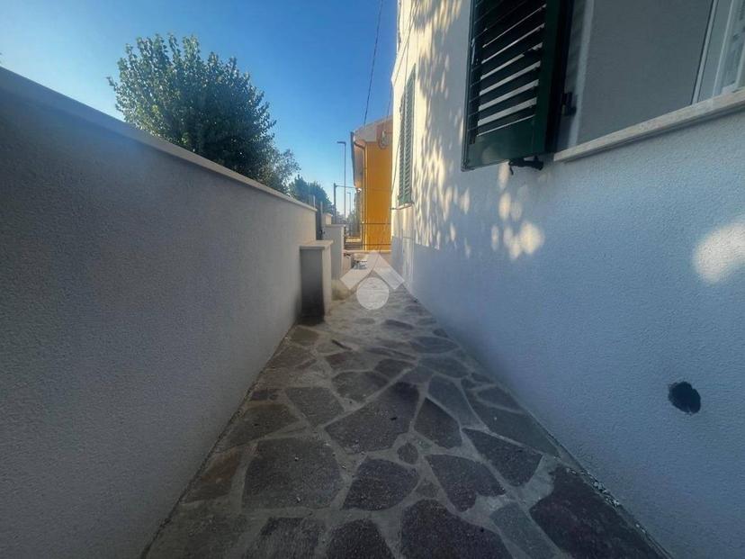 Trilocale via madonna di loreto, Pantano, Pesaro — foto 17 di 37