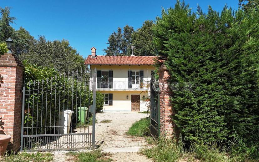 Casale Strada Castelletto, Bra — foto 30 di 34