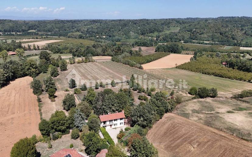 Casale Strada Castelletto, Bra — foto 25 di 34