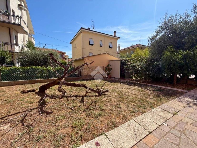 Villa bifamiliare via farini, Villa Fastiggi, Pesaro — foto 6 di 35