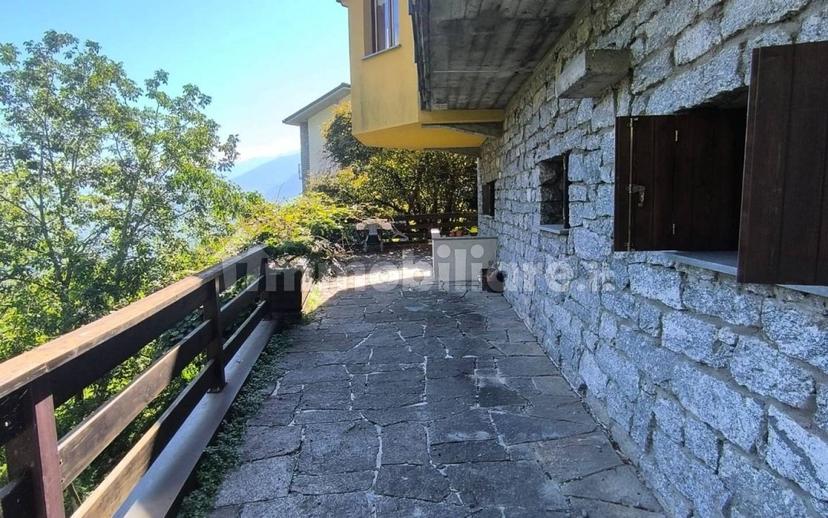Terratetto unifamiliare Moroni, Pradella, Sondrio — foto 19 di 41