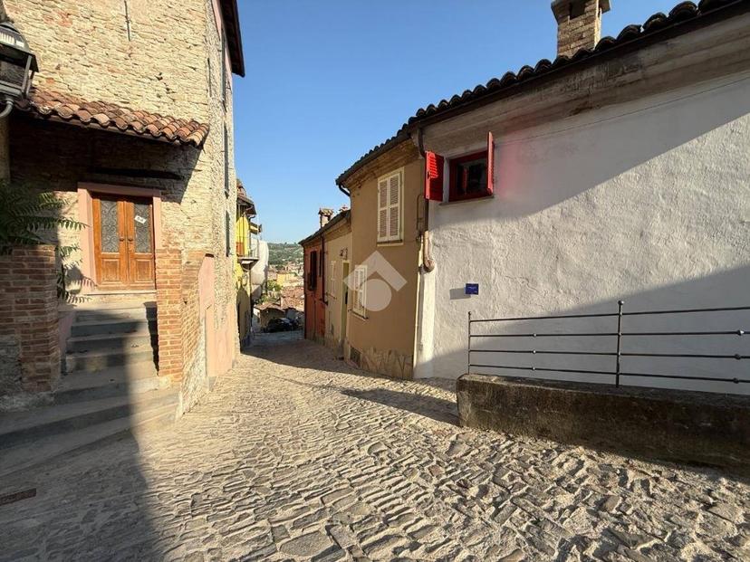 Terratetto plurifamiliare via Villanuova 49, Canelli — foto 3 di 26