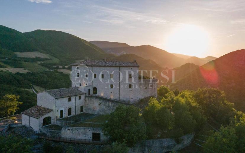 Villa unifamiliare via Case Sparse, Cagli — foto 156 di 193