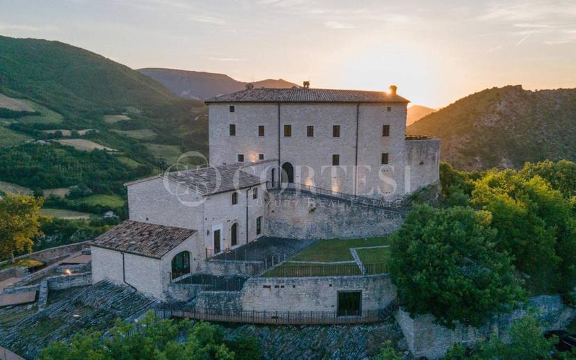 Villa unifamiliare via Case Sparse, Cagli — foto 56 di 193