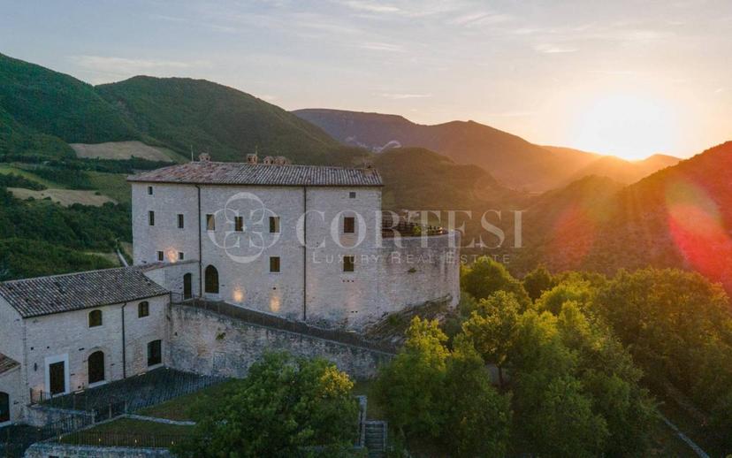 Villa unifamiliare via Case Sparse, Cagli — foto 128 di 193