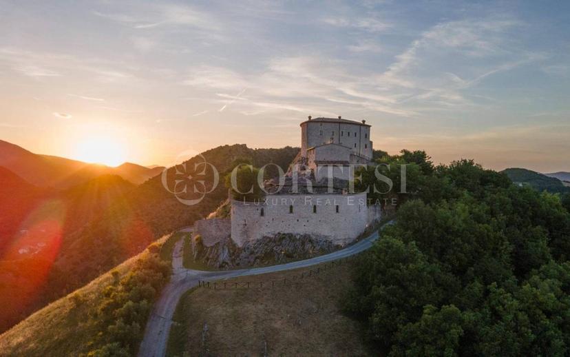 Villa unifamiliare via Case Sparse, Cagli — foto 122 di 193