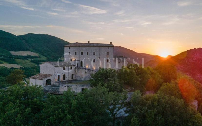 Villa unifamiliare via Case Sparse, Cagli — foto 35 di 193