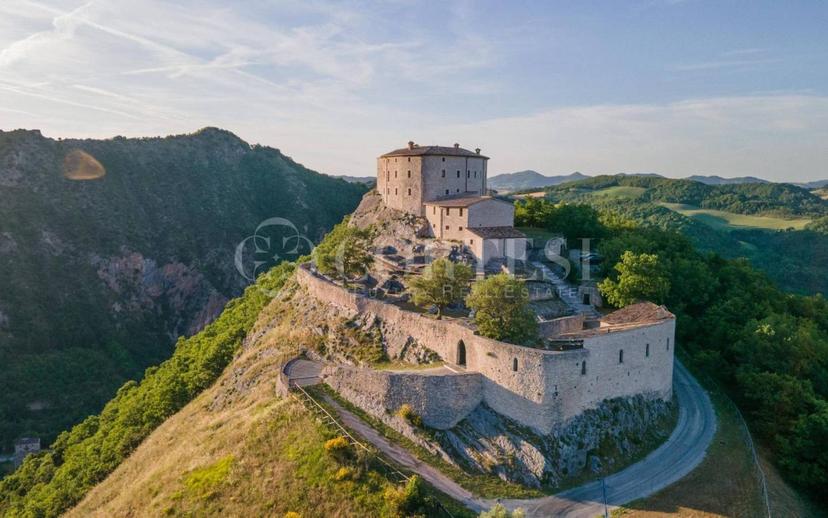 Villa unifamiliare via Case Sparse, Cagli — foto 40 di 193