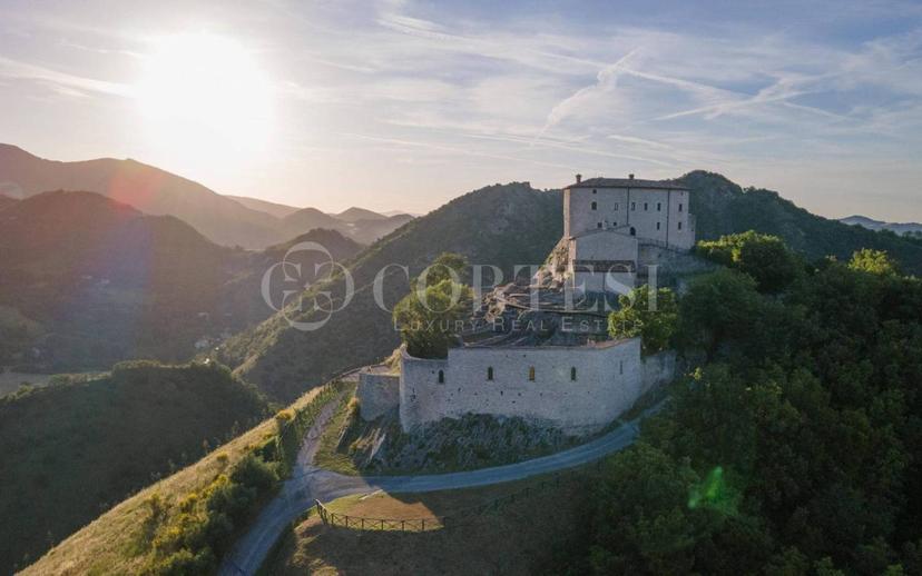 Villa unifamiliare via Case Sparse, Cagli — foto 76 di 193