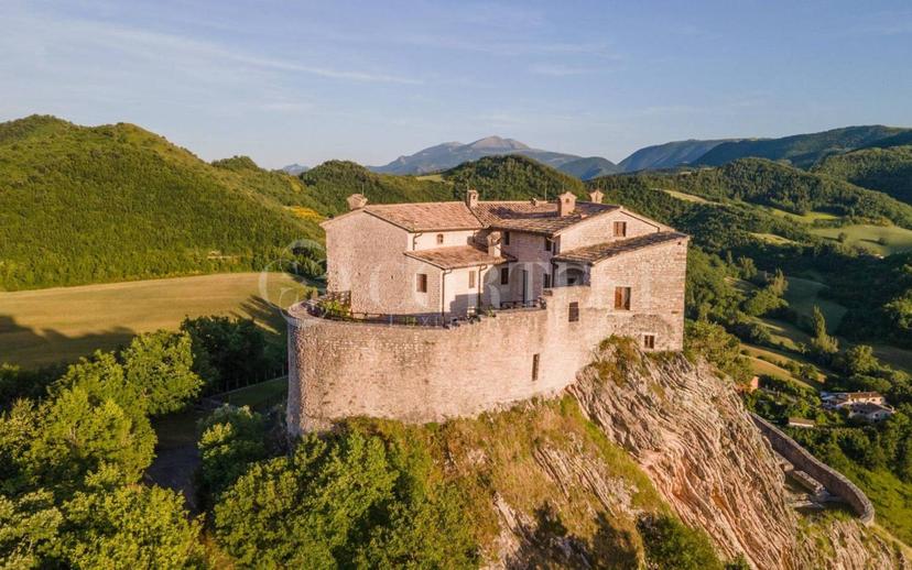 Villa unifamiliare via Case Sparse, Cagli — foto 177 di 193