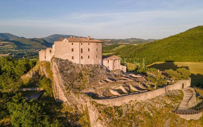 Villa unifamiliare via Case Sparse, Cagli — foto 150 di 193