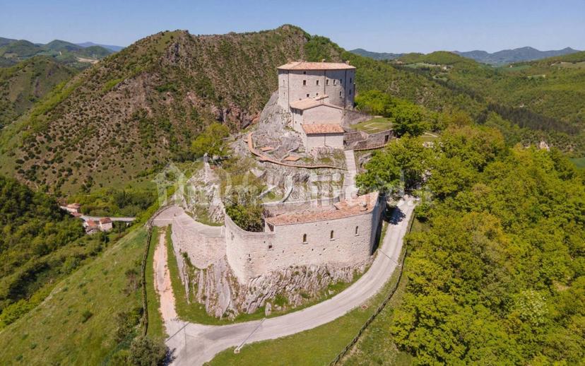 Villa unifamiliare via Case Sparse, Cagli — foto 135 di 193