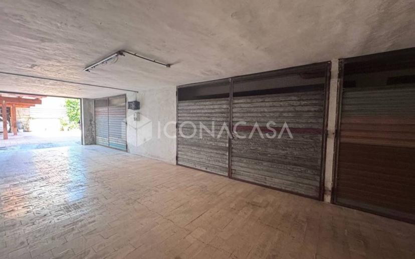 Trilocale via Corsica 152, Centro, Canosa di Puglia — foto 3 di 20