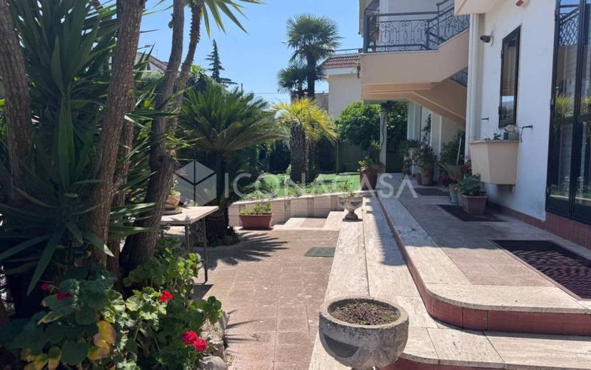 Trilocale via Corsica 152, Centro, Canosa di Puglia — foto 8 di 20