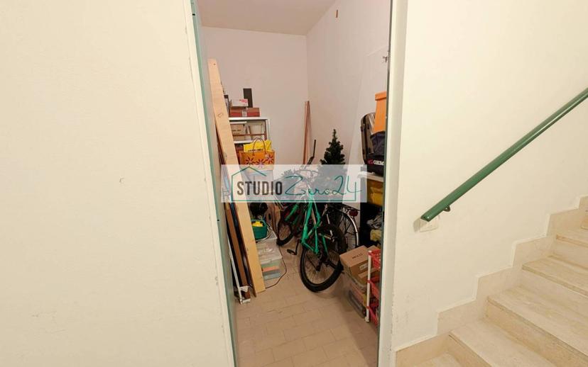 Quadrilocale buono stato, terzo piano, Pietrasanta